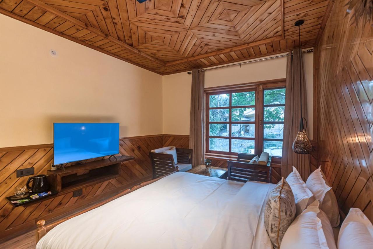 Saffronstays Monarch Manor, Manali - Regal Mansion Eksteriør bilde