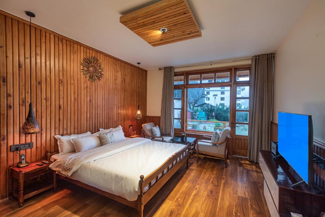 Saffronstays Monarch Manor, Manali - Regal Mansion Eksteriør bilde
